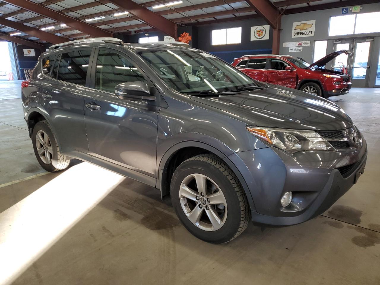 VIN JTMRFREV6FJ046580 2015 TOYOTA RAV4 no.4