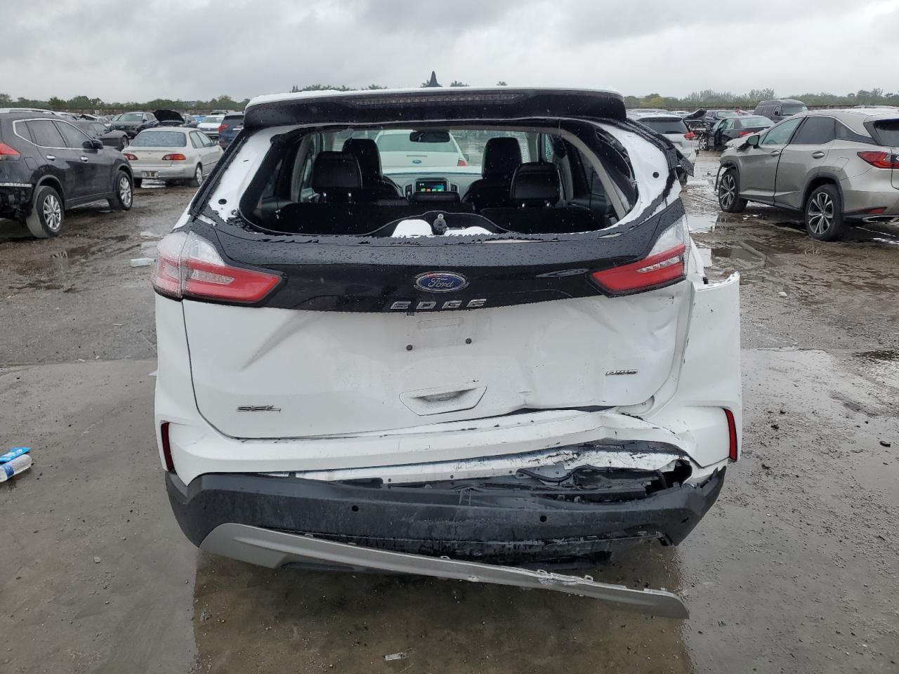 2023 Ford Edge - Image 6
