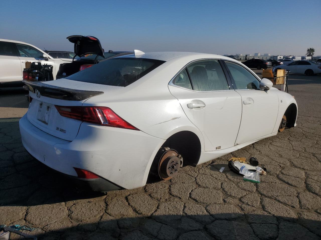 VIN JTHBF1D28E5036665 2014 LEXUS IS no.3