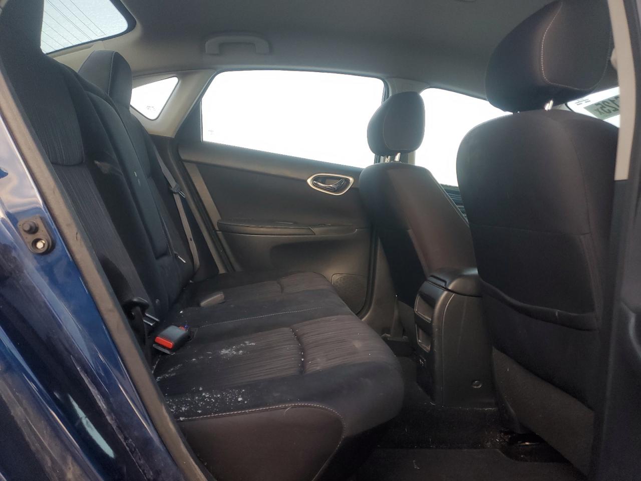 2019 Nissan Sentra - Image 10