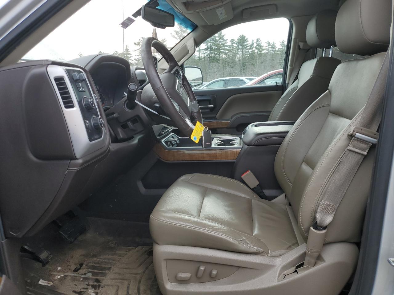2015 GMC Sierra - Image 7