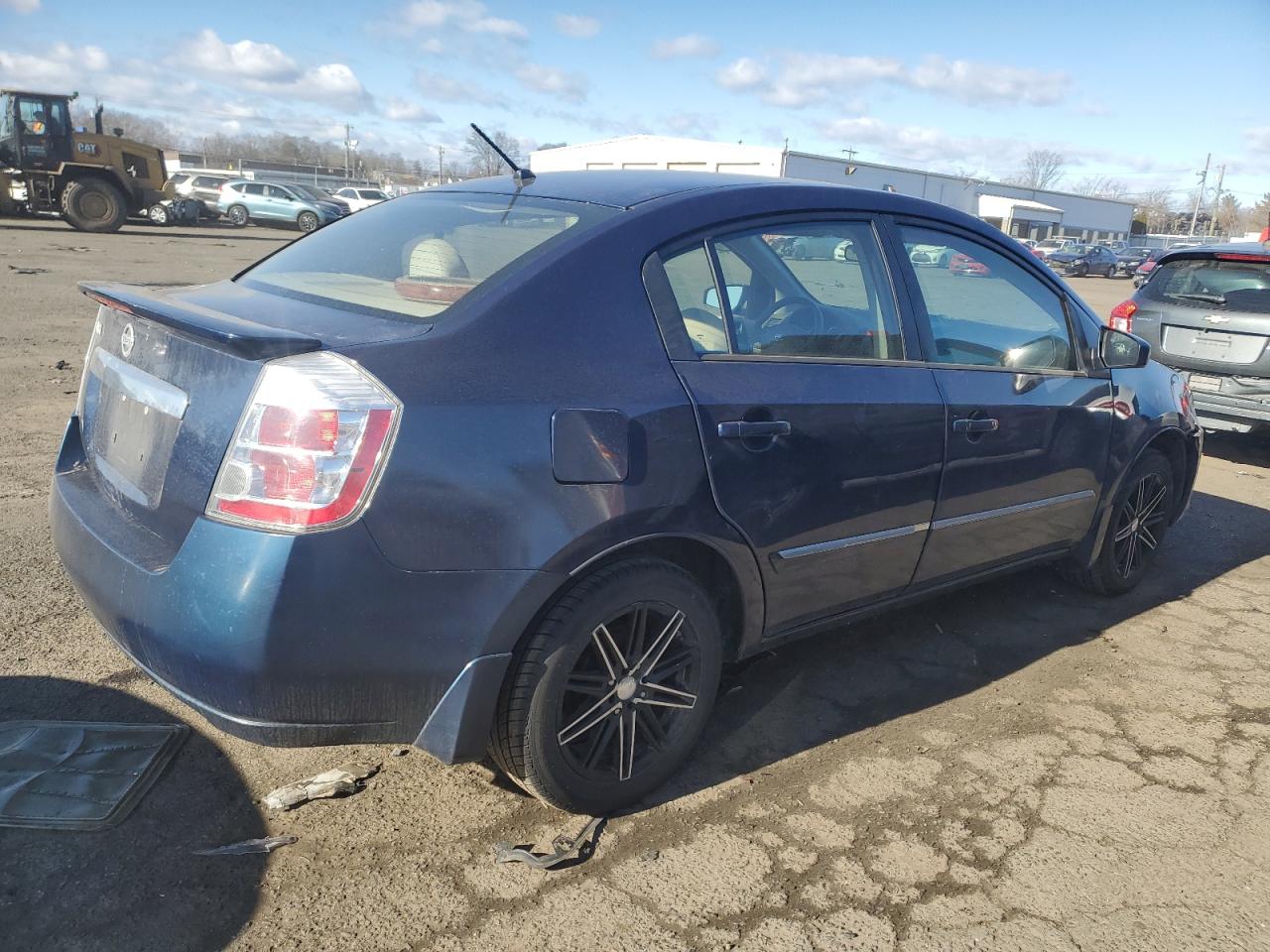 2012 Nissan Sentra - Image 3