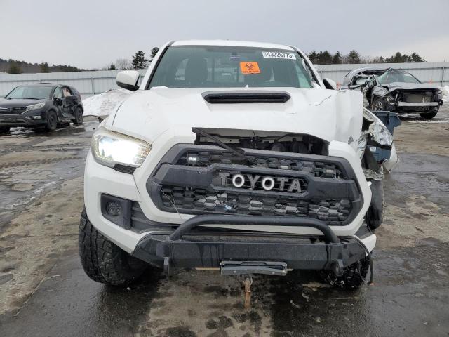 Pickups TOYOTA TACOMA 2016 White
