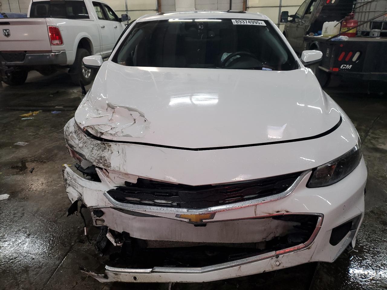 2017 Chevrolet Malibu - Image 5