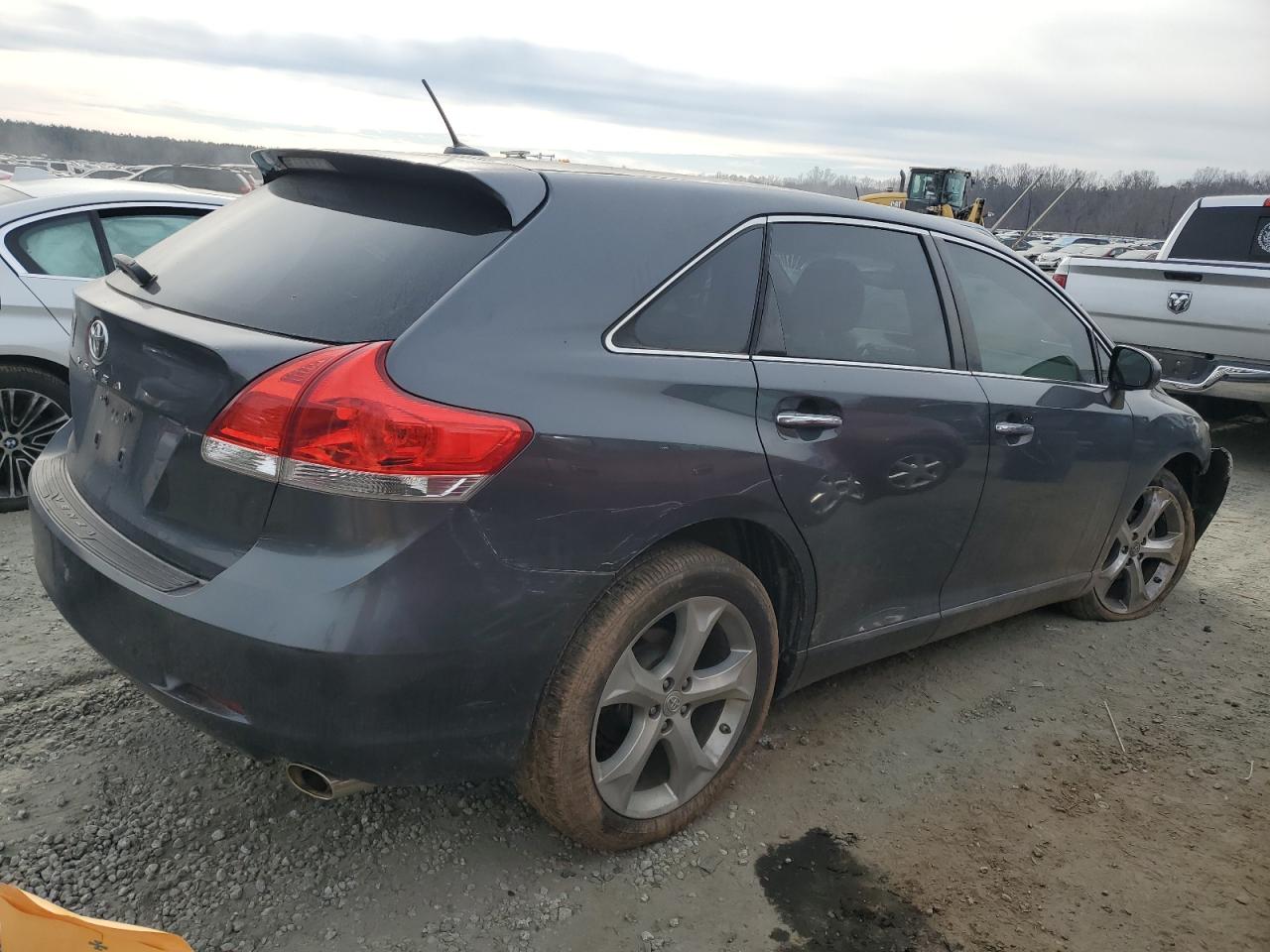 2009 Toyota Venza - Image 3