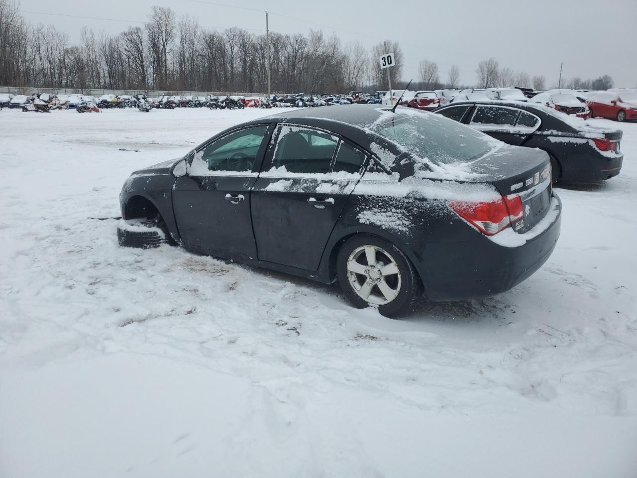 2014 Chevrolet Cruze - Image 2