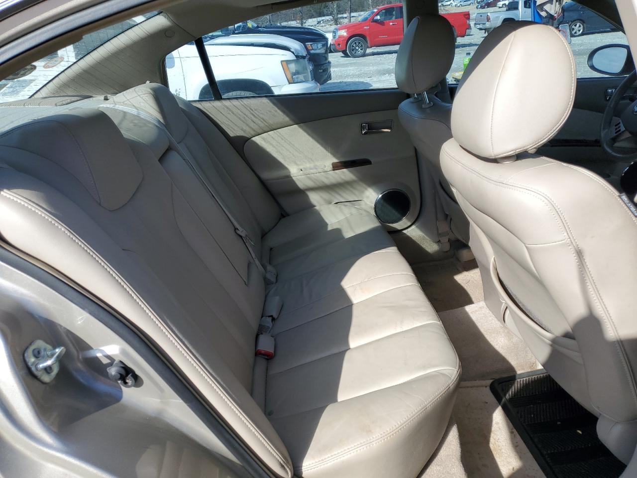 2005 Nissan Altima - Image 10