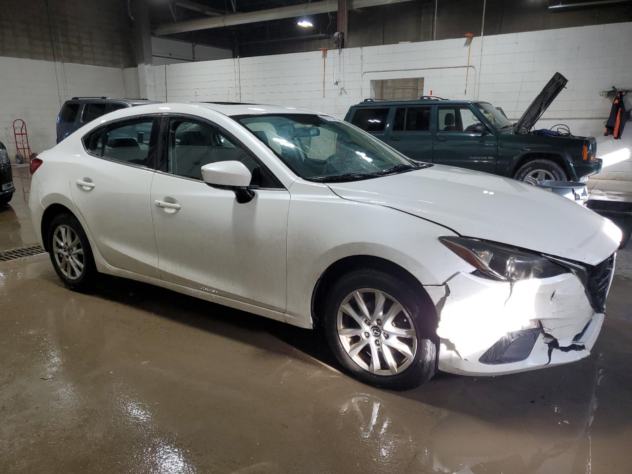 2014 Mazda 3 - Image 4