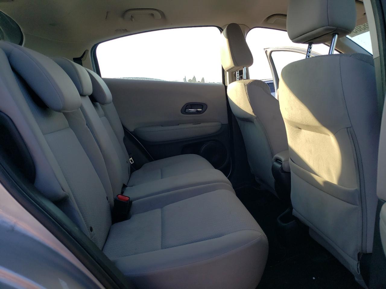 2016 Honda HR-V - Image 11