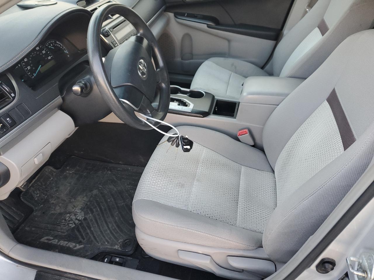 2012 Toyota Camry - Image 7