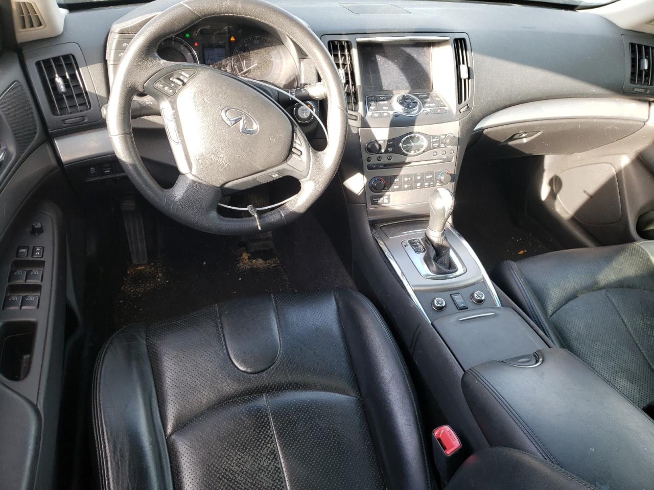 VIN JN1CV6AR4FM520186 2015 INFINITI Q40 no.8