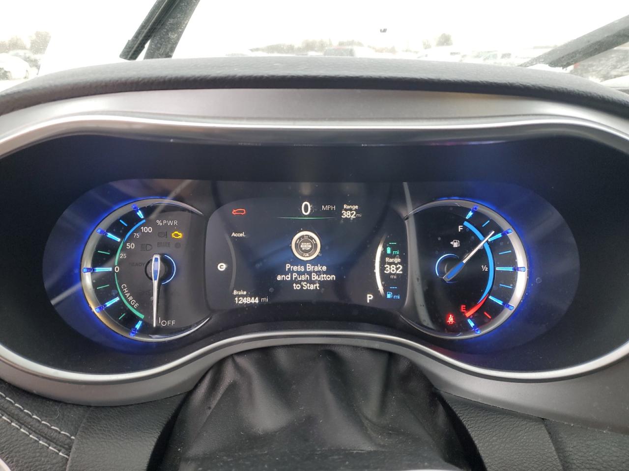 2019 Chrysler Pacifica - Image 9