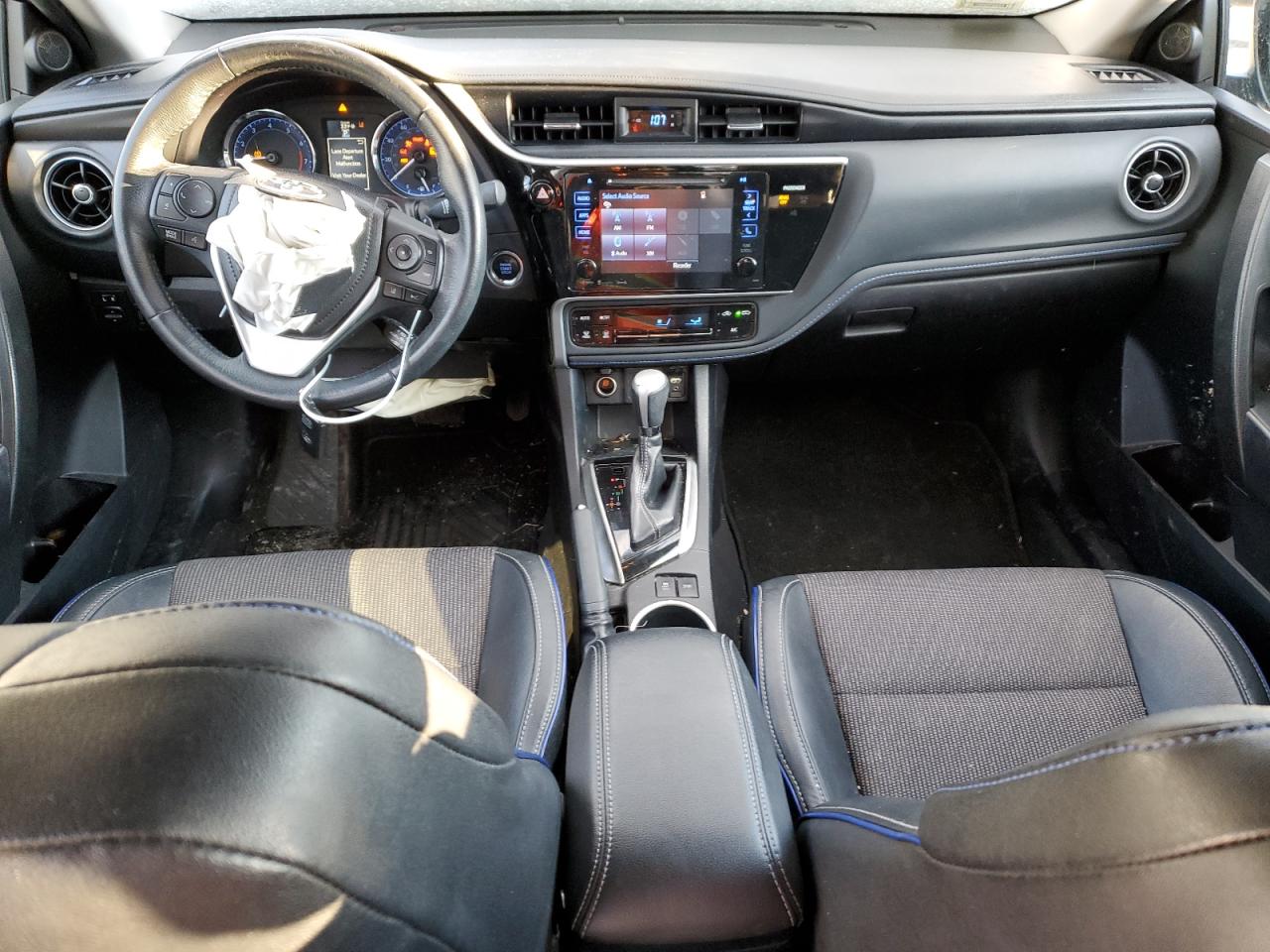 2017 Toyota Corolla - Image 8