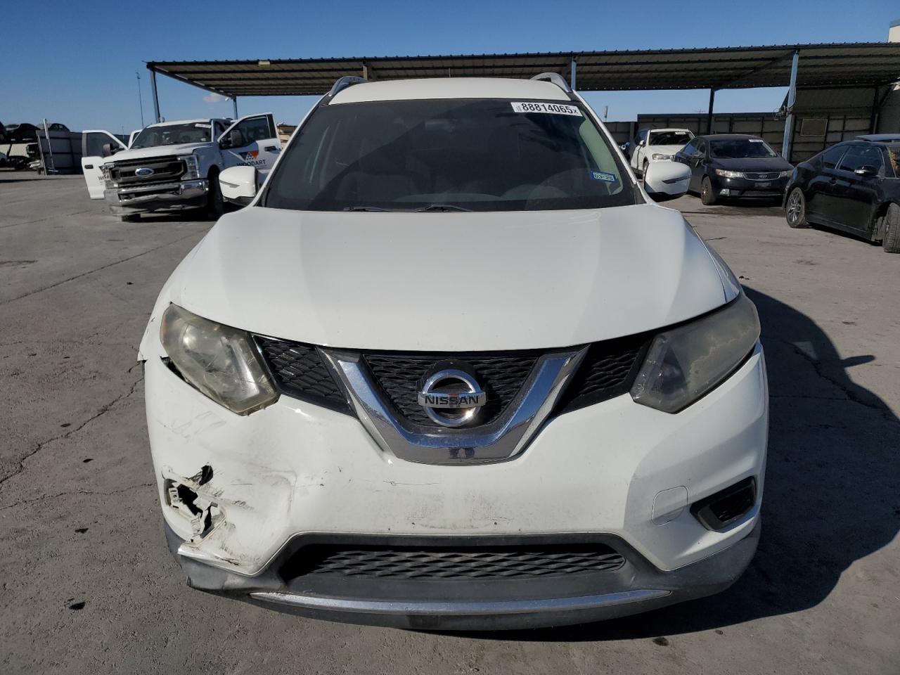 2016 Nissan Rogue - Image 5