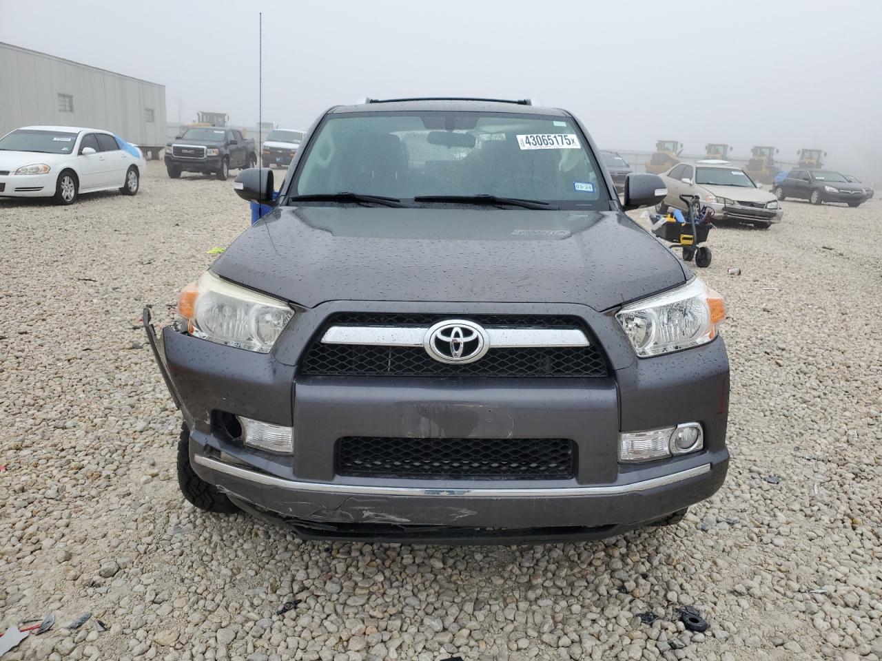 2013 Toyota 4Runner - Image 5