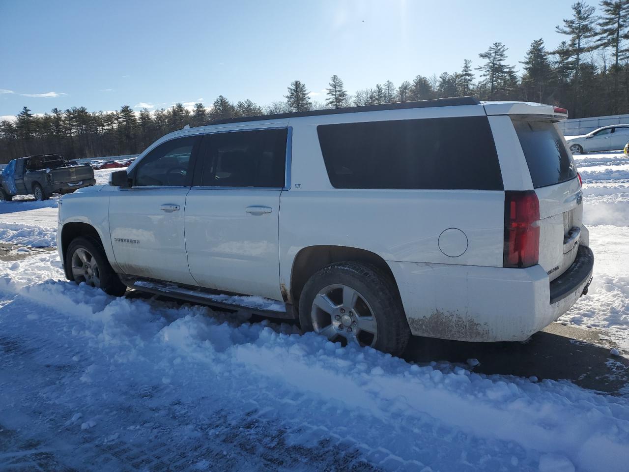 2016 Chevrolet Suburban - Image 2