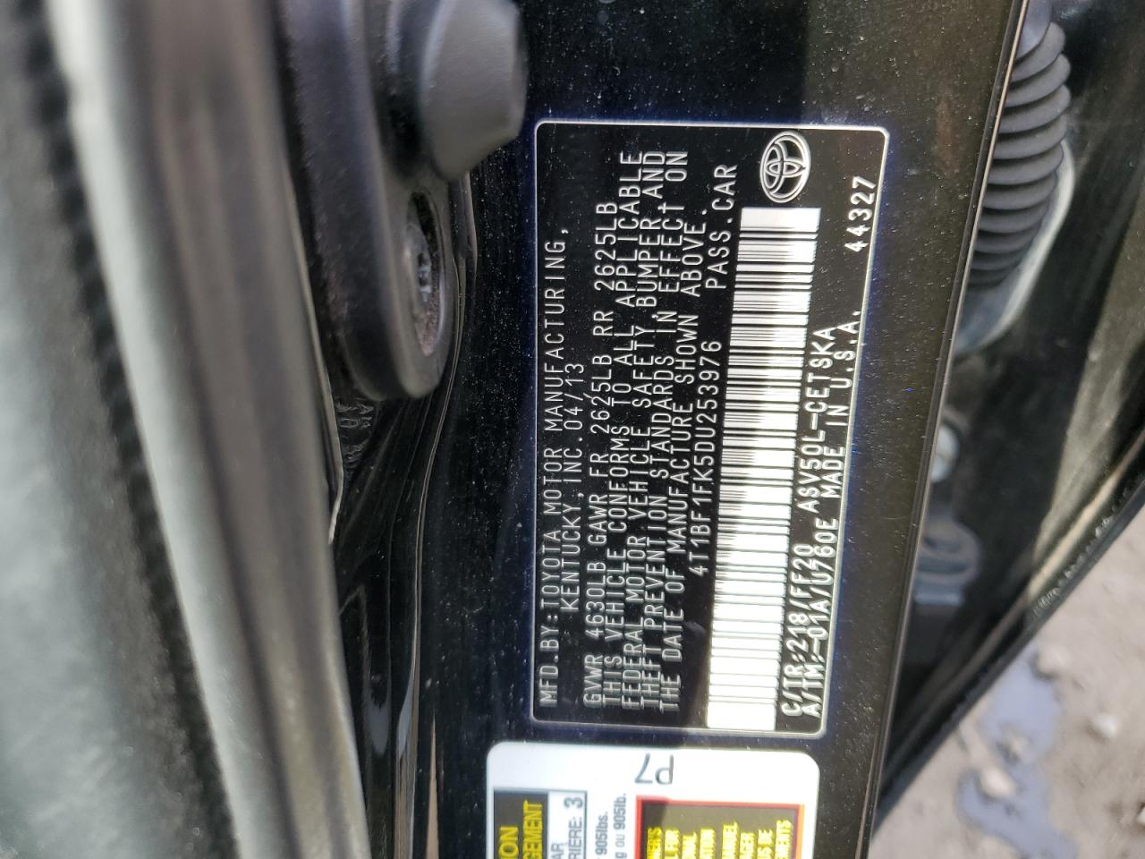 2013 Toyota Camry - Image 12