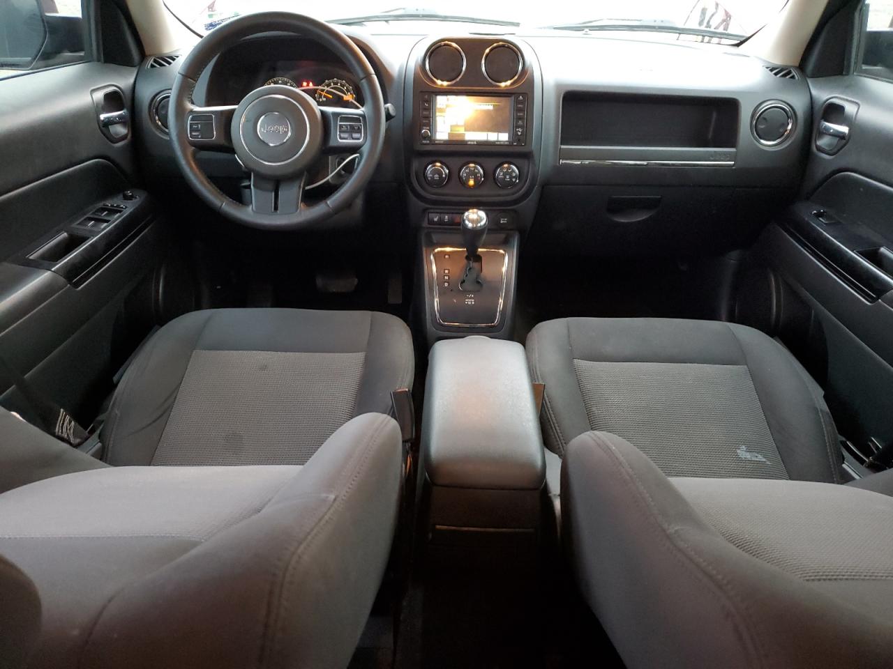 2016 Jeep Liberty (Patriot) - Image 8