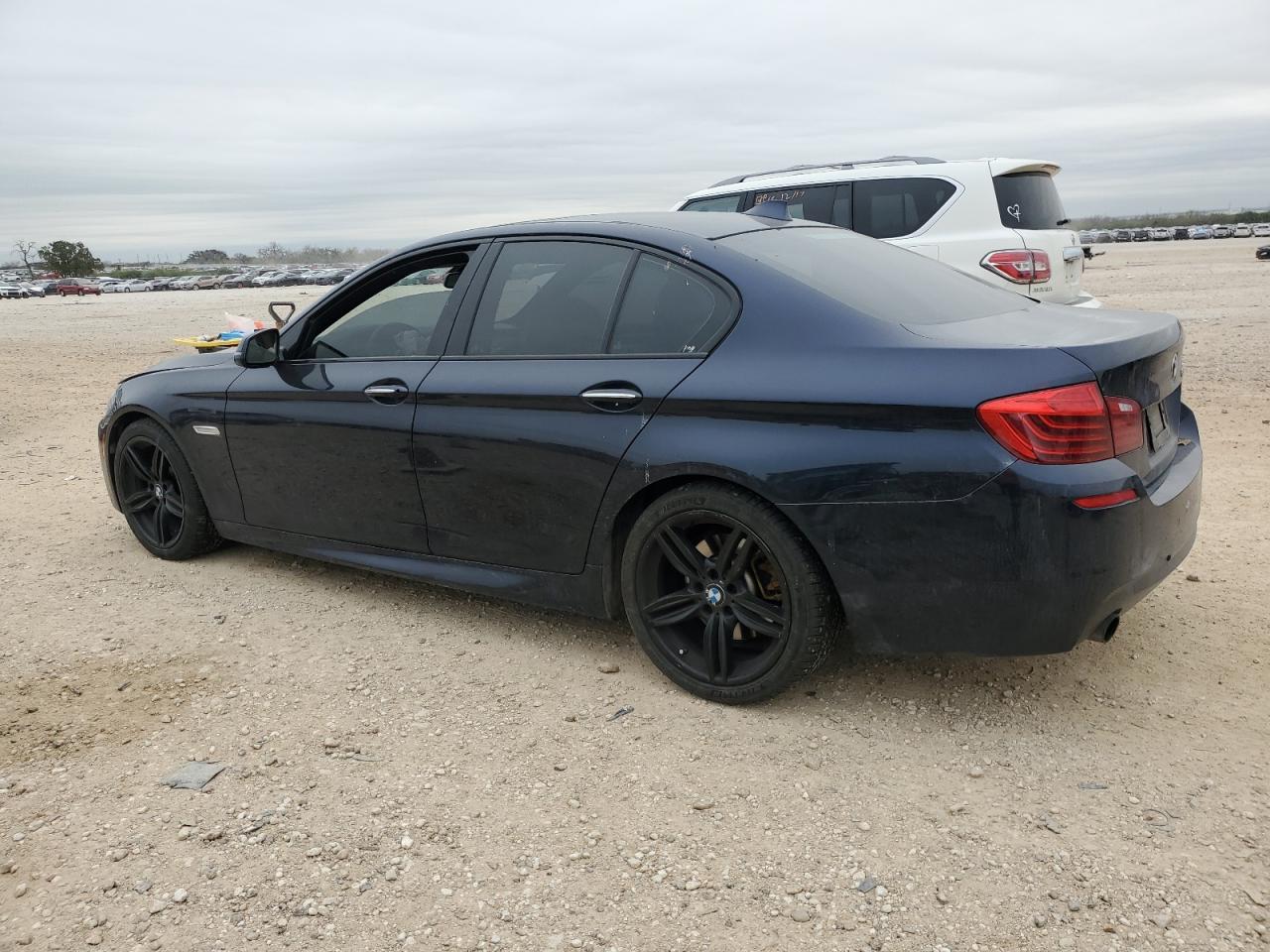 2015 BMW 5er - Image 2