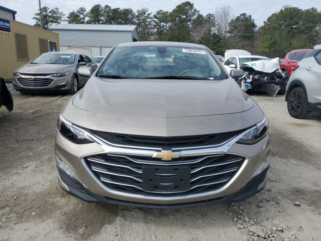 2022 Chevrolet Malibu - Image 5