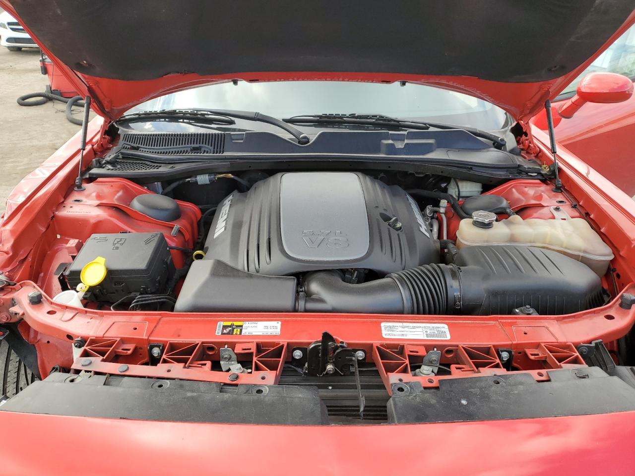 2015 Dodge Challenger - Image 13