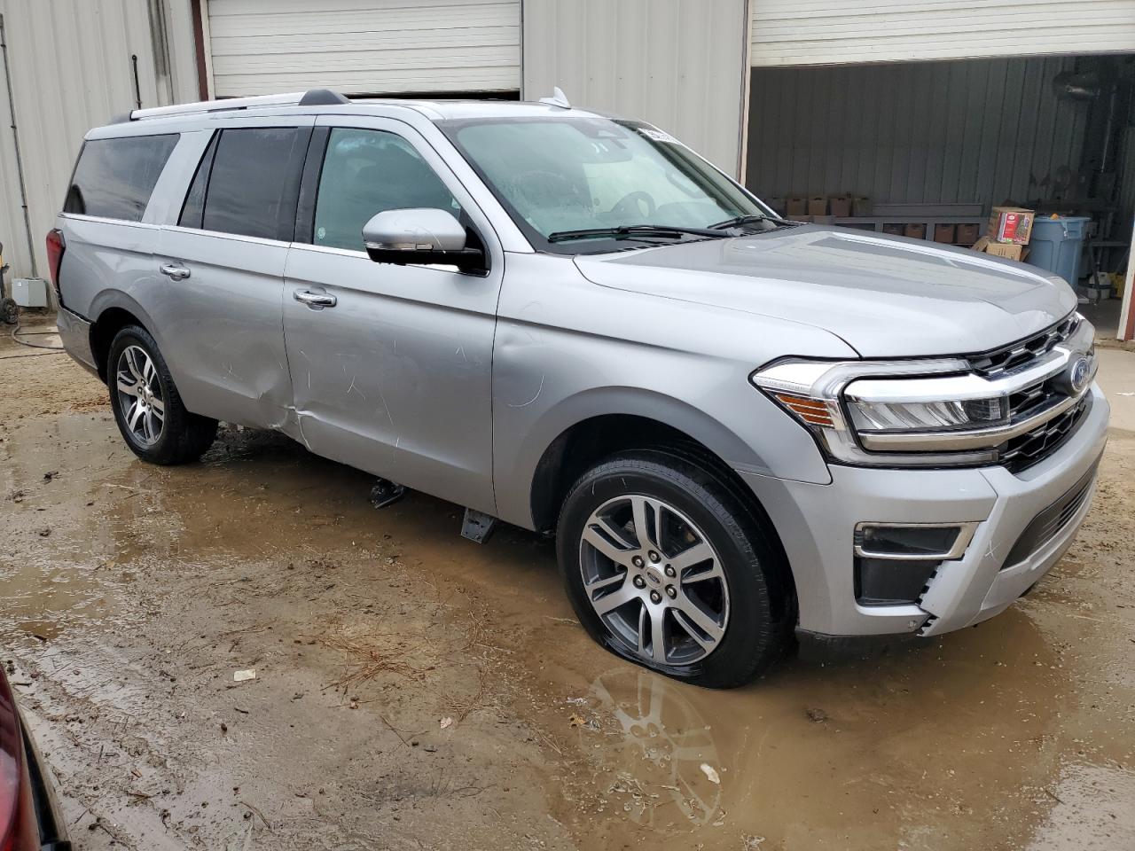 2022 Ford Expedition - Image 4