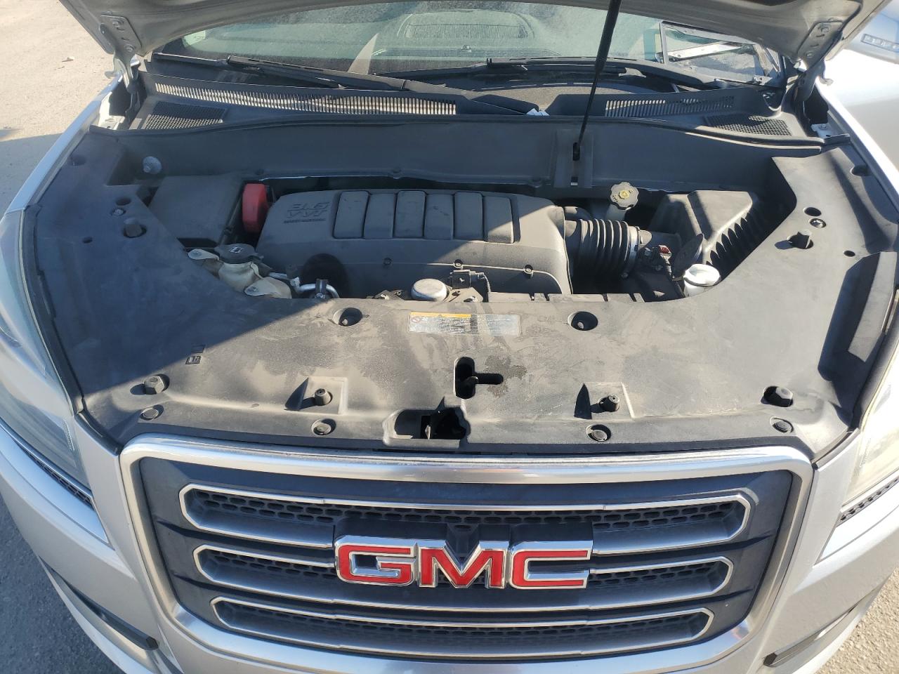 2016 GMC Acadia - Image 14