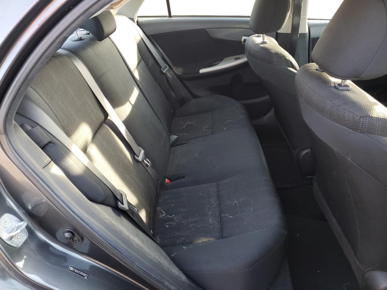 2011 Toyota Corolla - Image 10