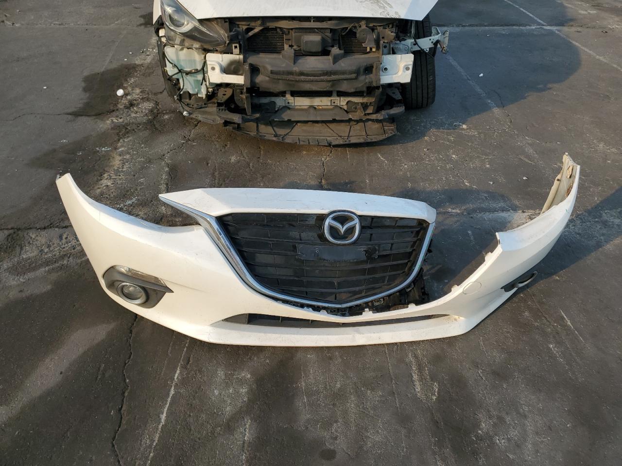 2014 Mazda 3 - Image 12