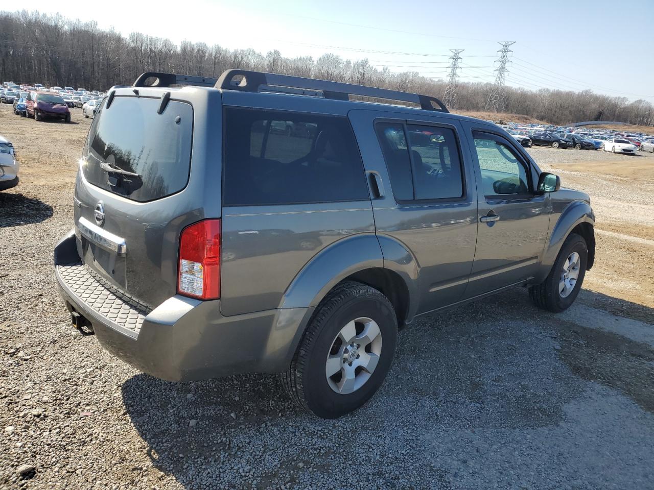 2008 Nissan Pathfinder - Image 3