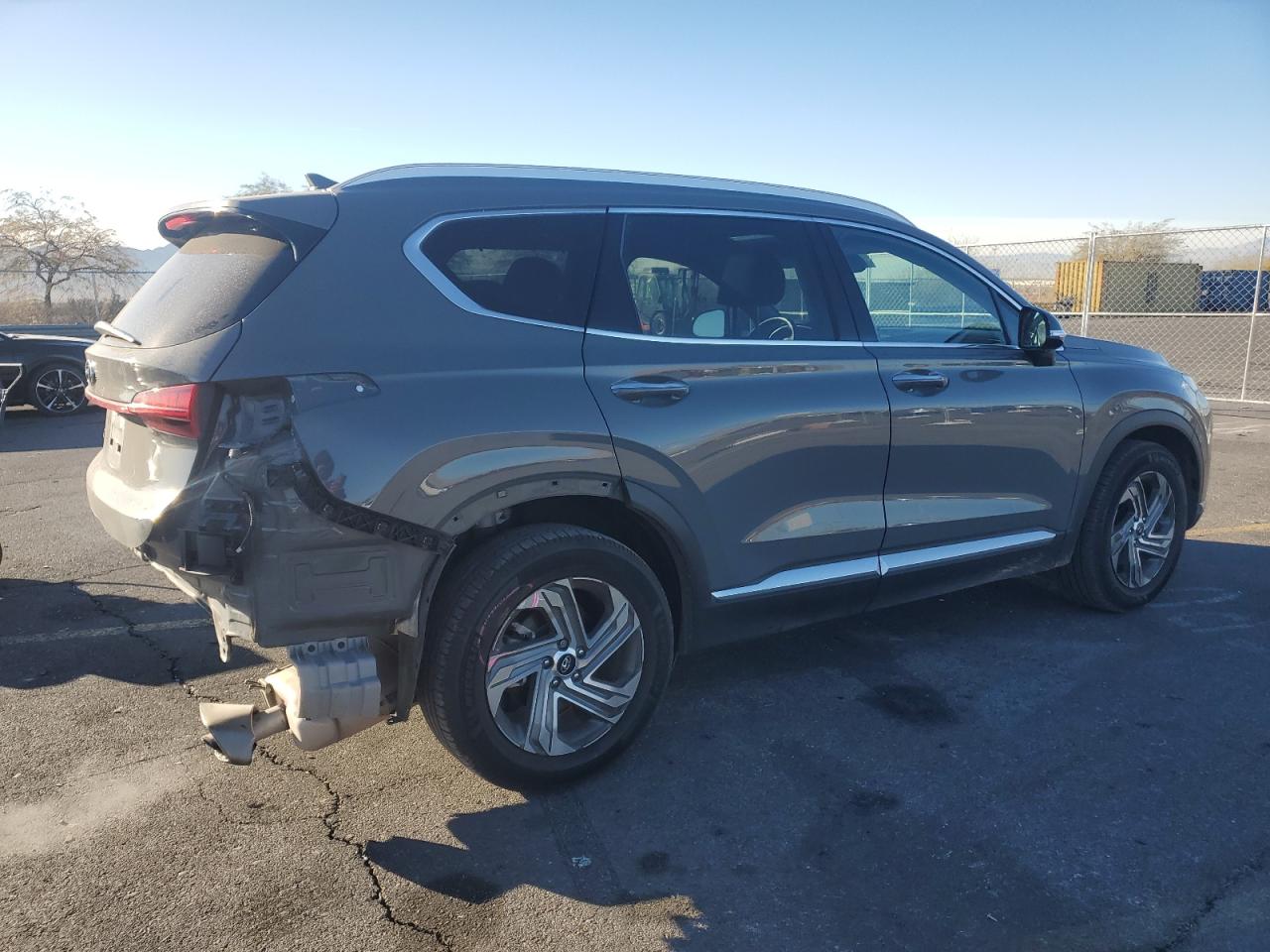2021 Hyundai Santa Fe - Image 3