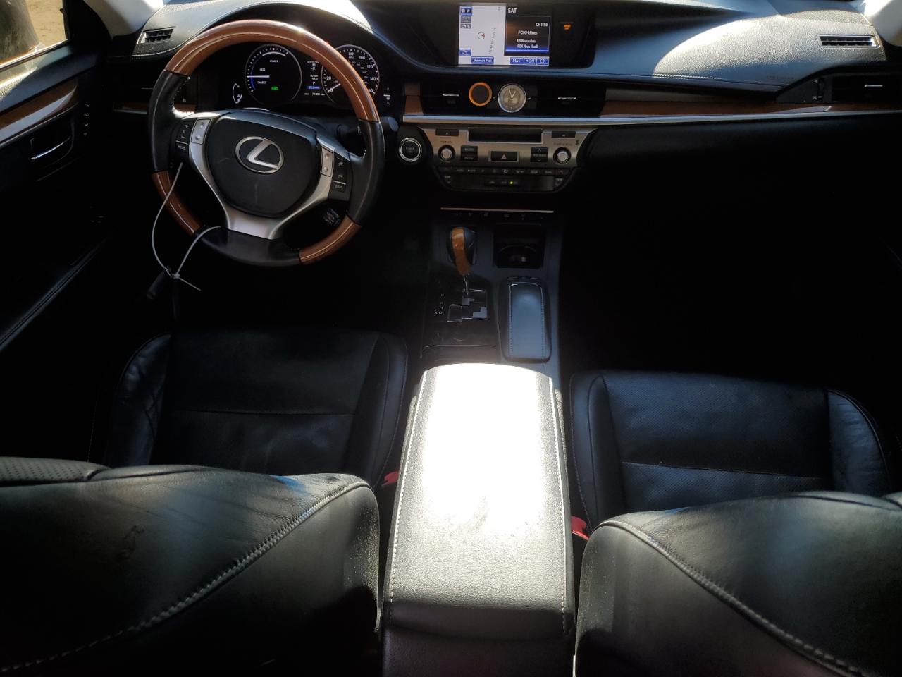 2013 Lexus ES - Image 8