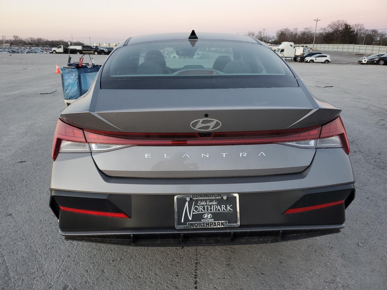 2024 Hyundai Elantra - Image 6