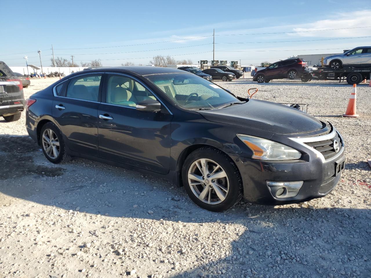 2013 Nissan Altima - Image 4