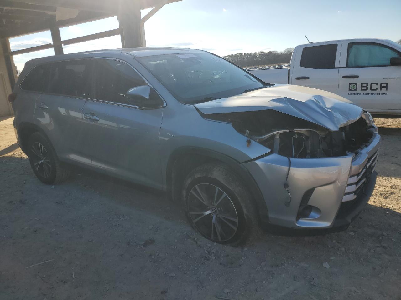 5TDZARFH6KS051542 TOYOTA HIGHLANDER 2019