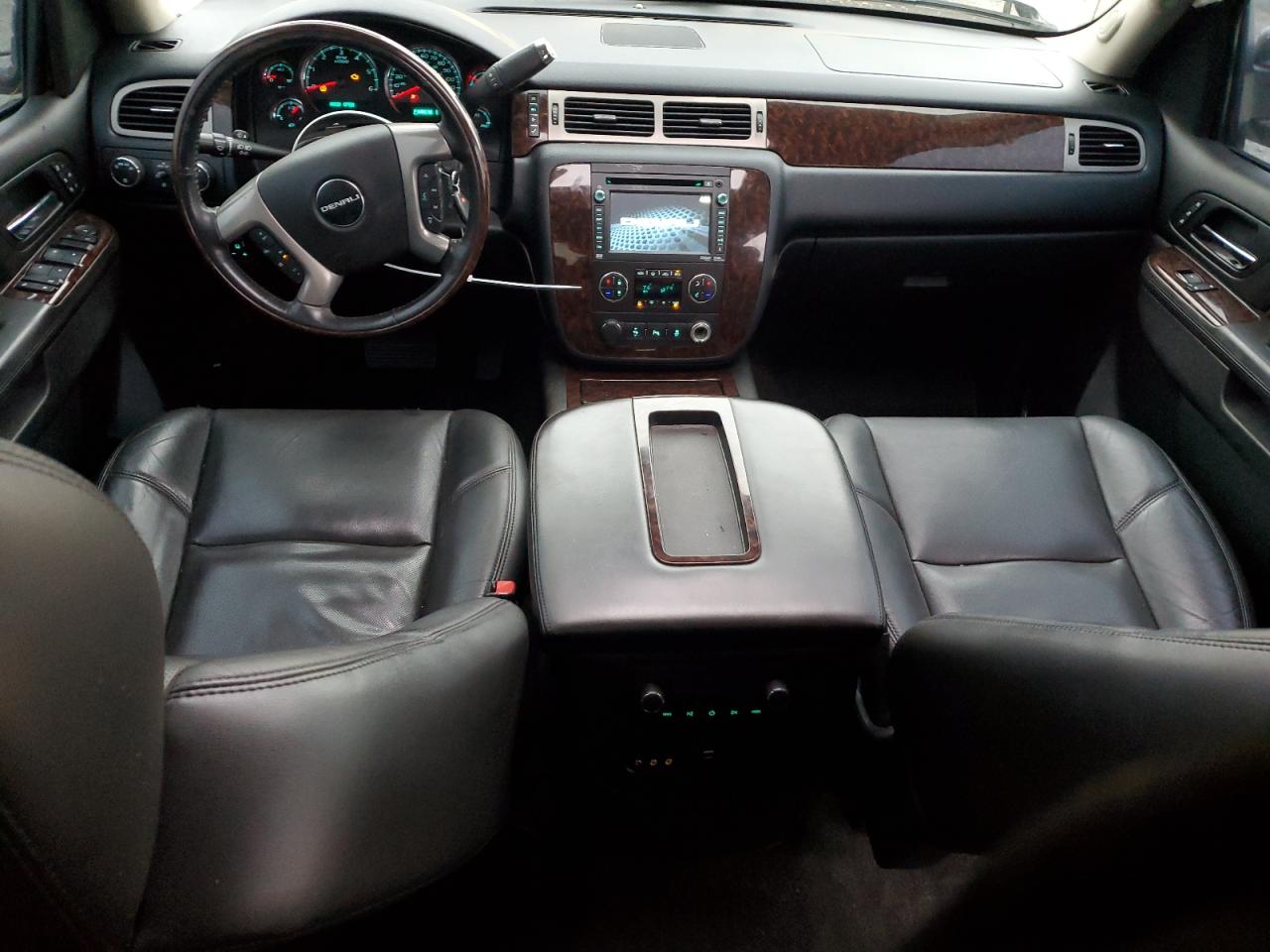 2014 GMC Sierra - Image 8