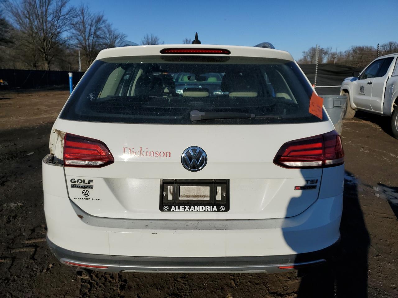 2018 Volkswagen Golf - Image 6