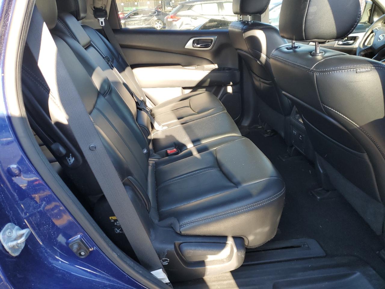 5N1DR2MM8HC651818 NISSAN PATHFINDER 2017