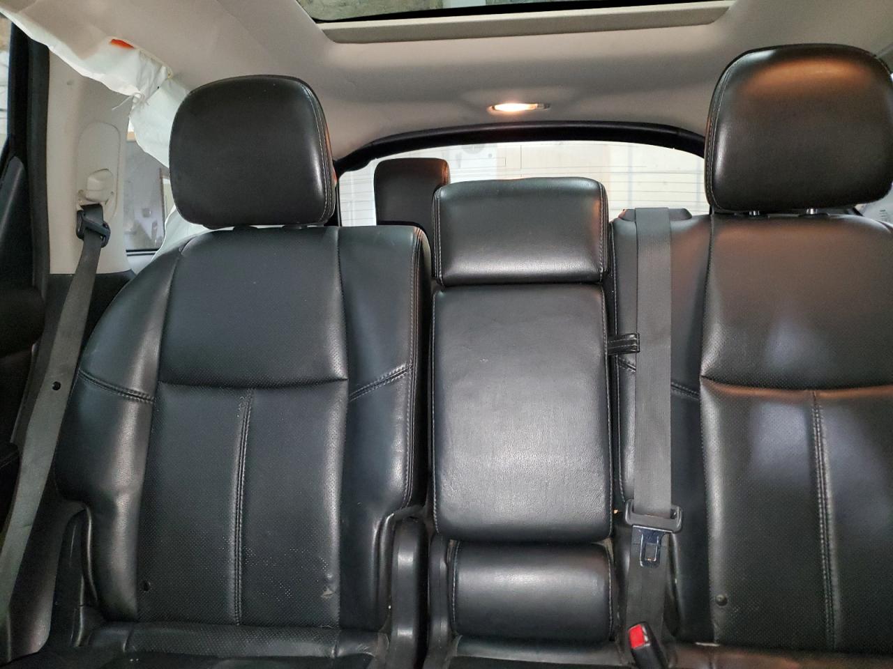 2014 Nissan Pathfinder - Image 10