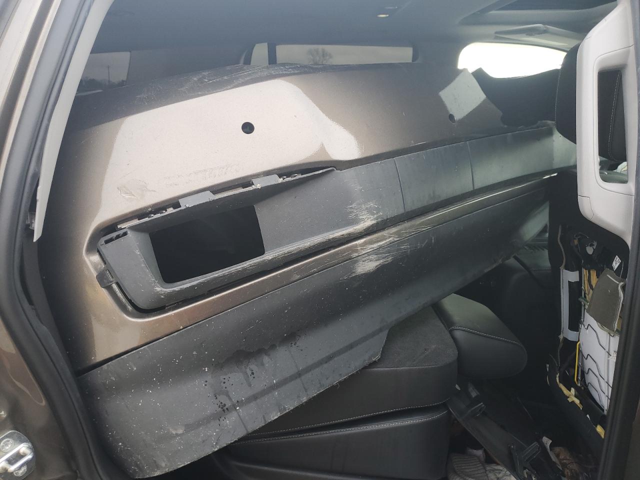 1GNSKCKC9GR138032 CHEVROLET TAHOE 2016