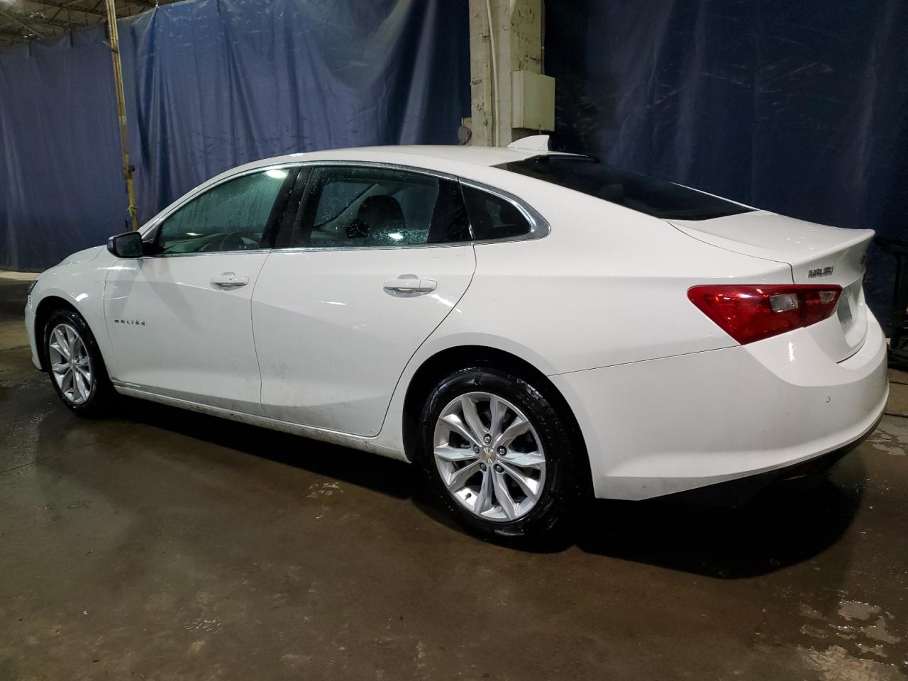 2023 Chevrolet Malibu - Image 2
