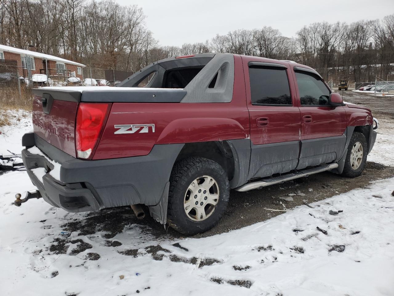 2004 Chevrolet Avalanche - Image 3