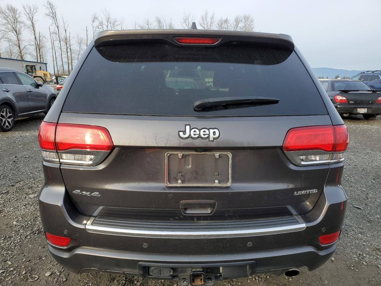 2017 Jeep Grand Cherokee - Image 6