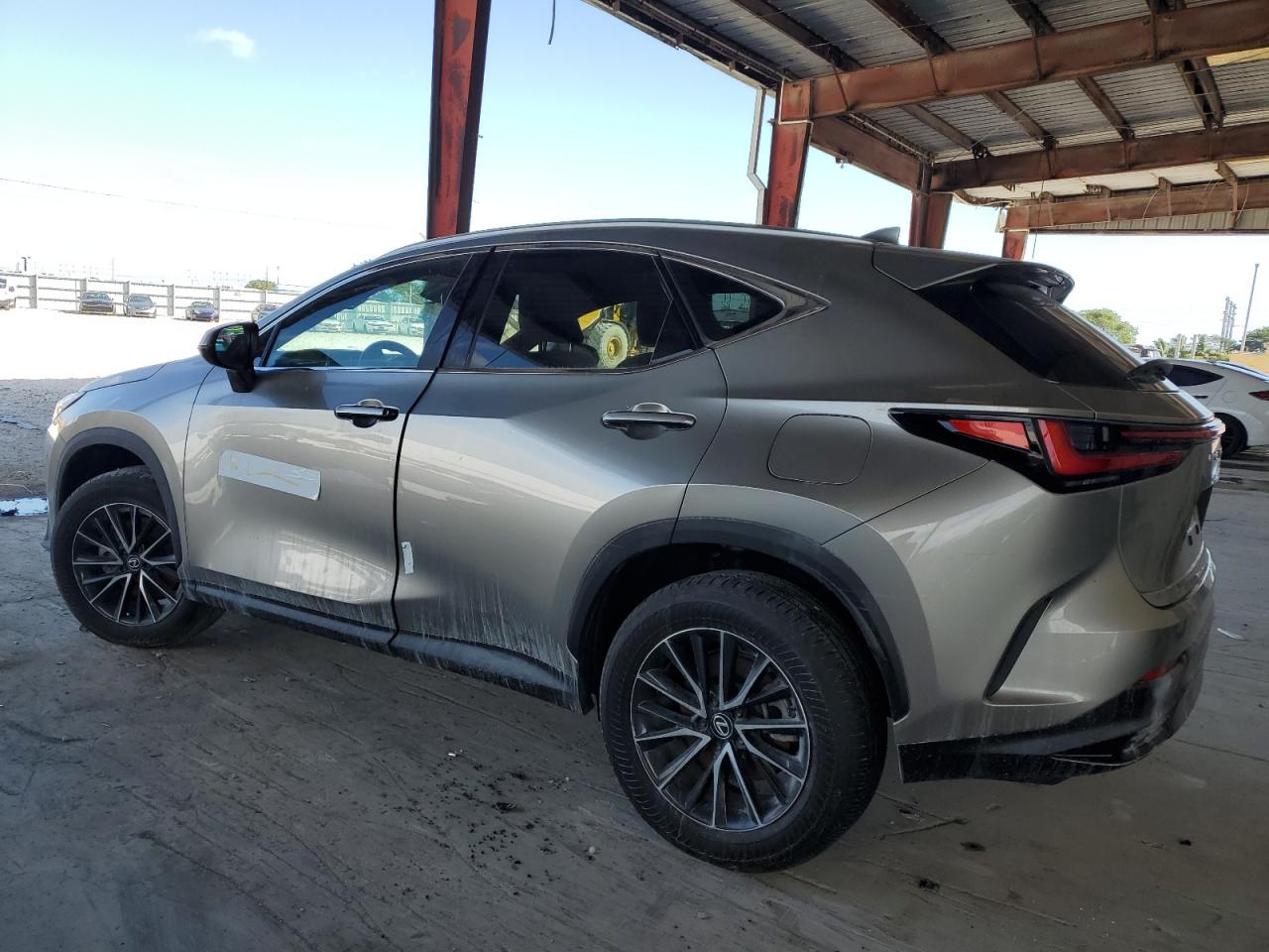 VIN 2T2GDCAZ9RC013295 2024 LEXUS NX 250 PRE no.2