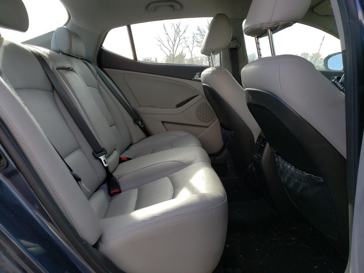 2015 Kia Optima - Image 10