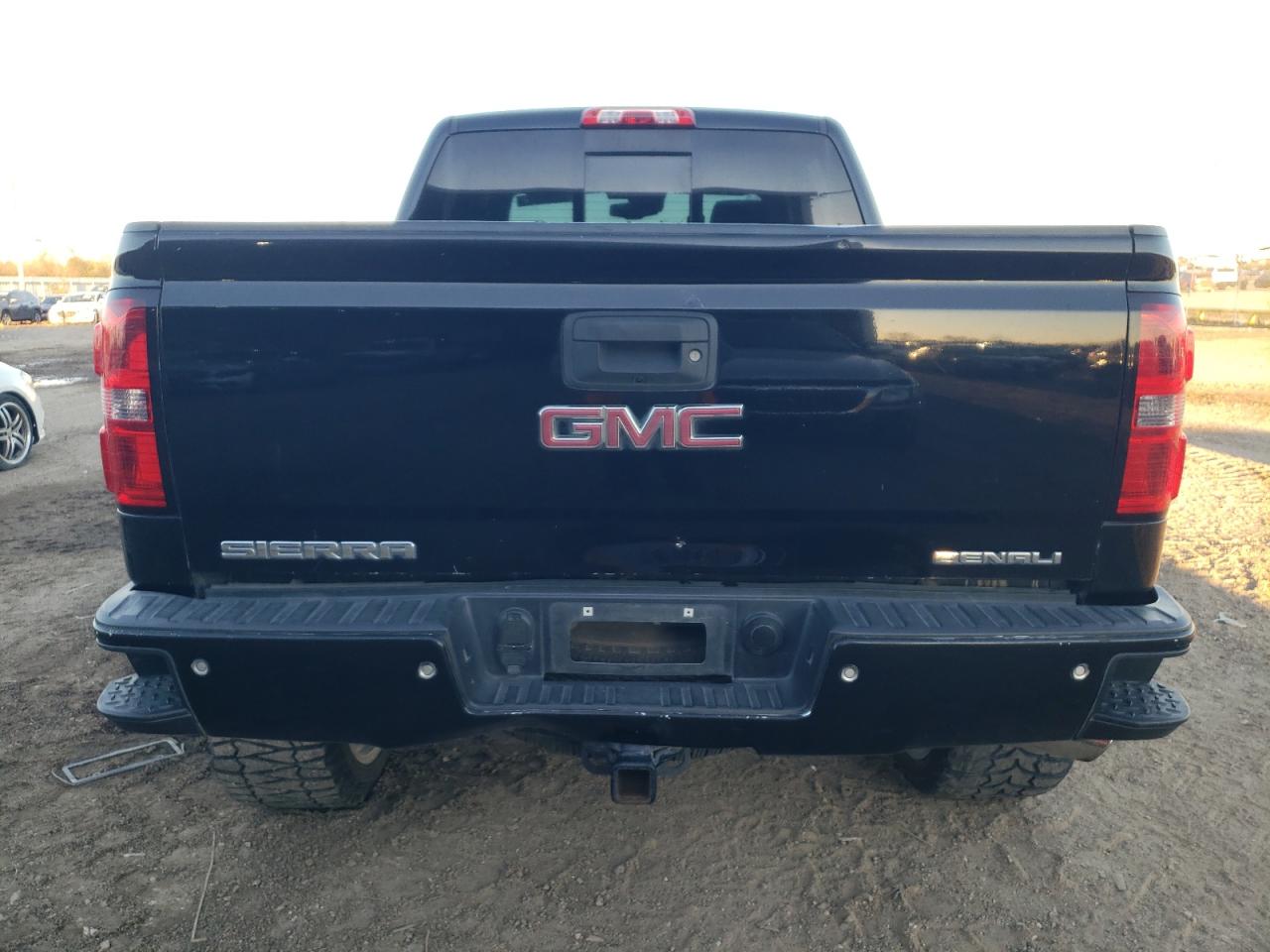 2015 GMC Sierra - Image 6