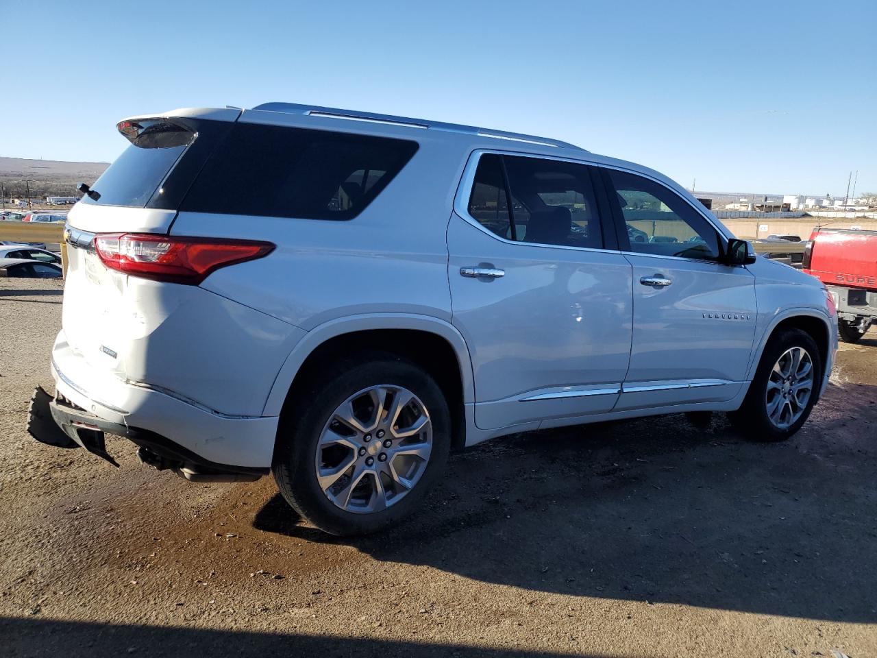2018 Chevrolet Traverse - Image 3