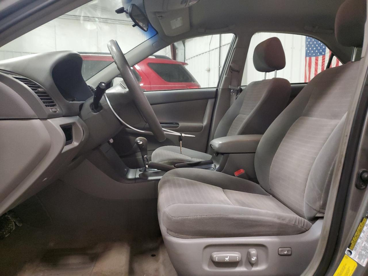 2005 Toyota Camry - Image 7
