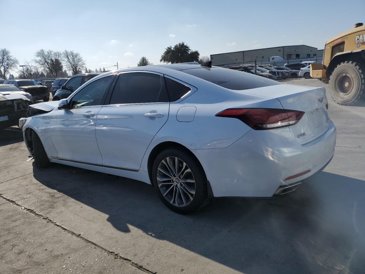 2015 Hyundai Genesis - Image 2