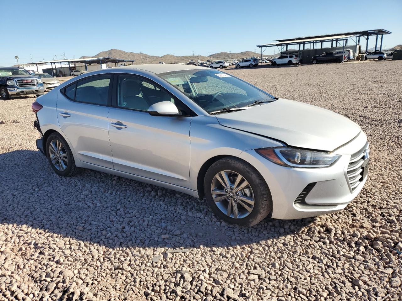 2018 Hyundai Elantra - Image 4